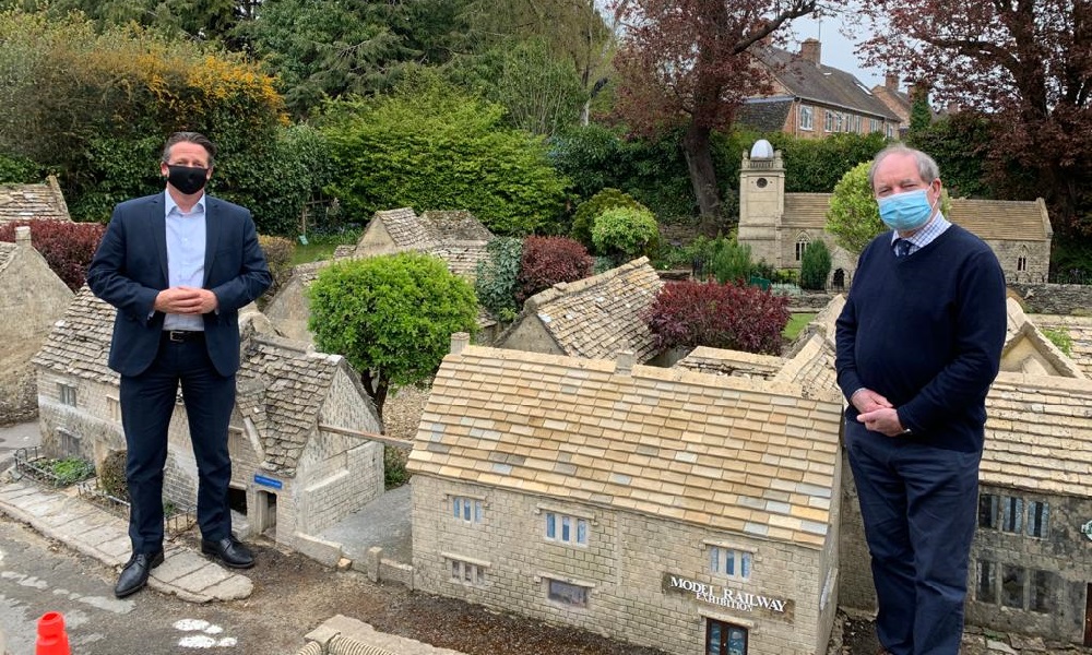 Sir Geoffrey Clifton-Brown with Tourism Minister Nigel Huddleston MP